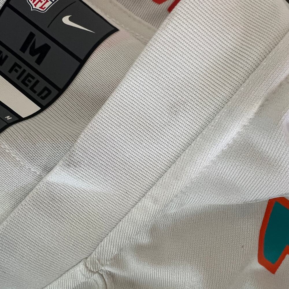 Nike Miami Dolphins Tyreek Hill #10 NFL On Field Jersey White Men’s Medium - Picture 11 of 16